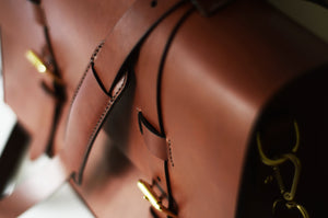CASE™ MESSENGER BAG